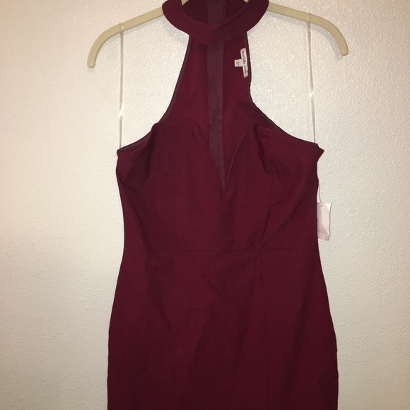 NWT - red fitted dress with attached collar - Picture 3 of 6